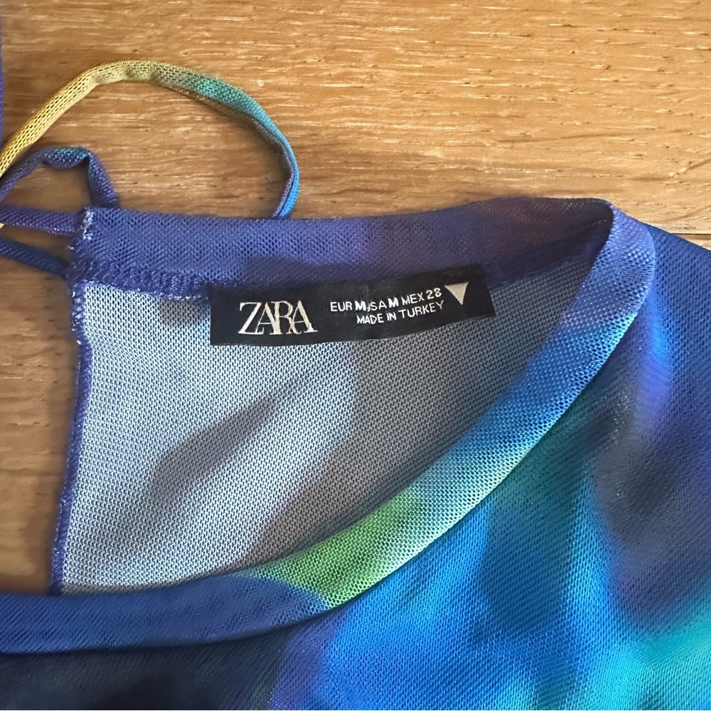 Zara Multi-Color Mesh Top - Picture 3 of 6